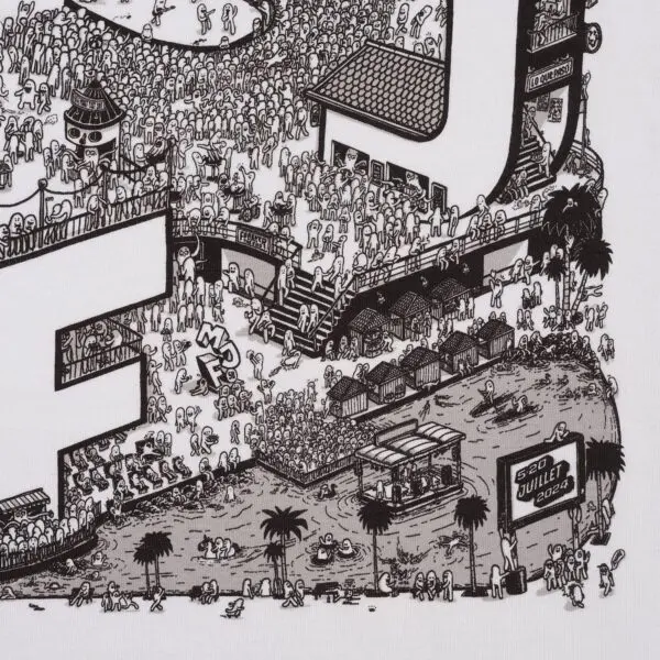 Une illustration détaillée en noir et blanc montre des centaines de personnes minuscules rassemblées autour de plages, de bâtiments et d'une grande structure incurvée, avec un panneau indiquant 23 ET 24 JUILLET 2022 et des palmiers au premier plan.